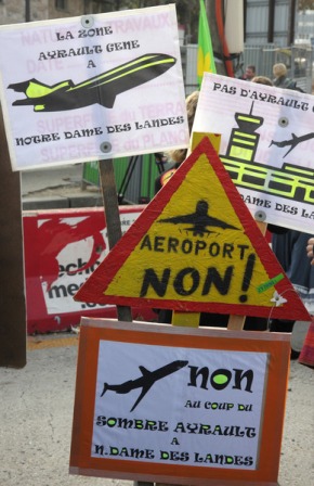12 novembre 2011 l'arrivée à Paris de la manifestation "tracto-vélo"